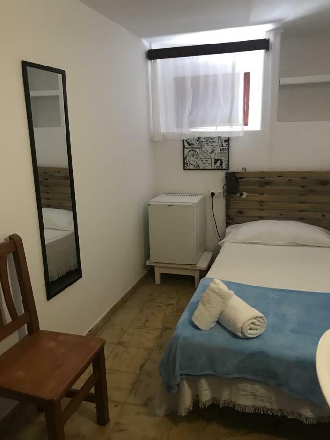 Отель Casa De Huespedes La Pena Ибица Экстерьер фото